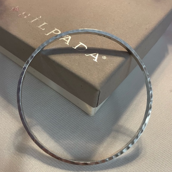 Silpada Sterling Silver ‘Social Circle’ 2 1/4” SMALL Hammered Bangle B3296 - Picture 6 of 16